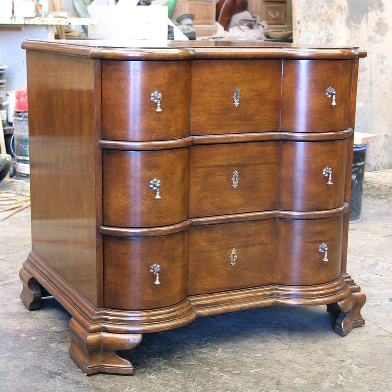 Italian Chest of Drawers